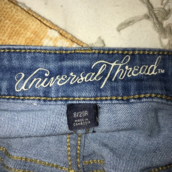 Universal Thread Skinny Jeans - Picture 3 of 3